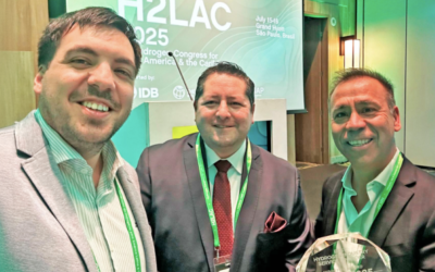 Unidad de tecnologías del hidrógeno UC recibe premio a mejor proveedor 2025 en latam